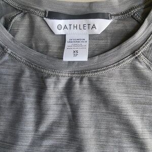 Athleta Ultimate Textured Train Top Grey Heather Sz XS